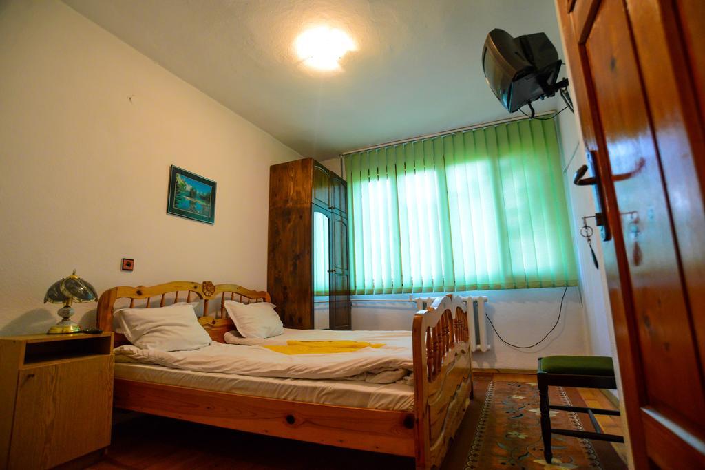 Topuzovi Guest House Dobrinishte Habitación foto